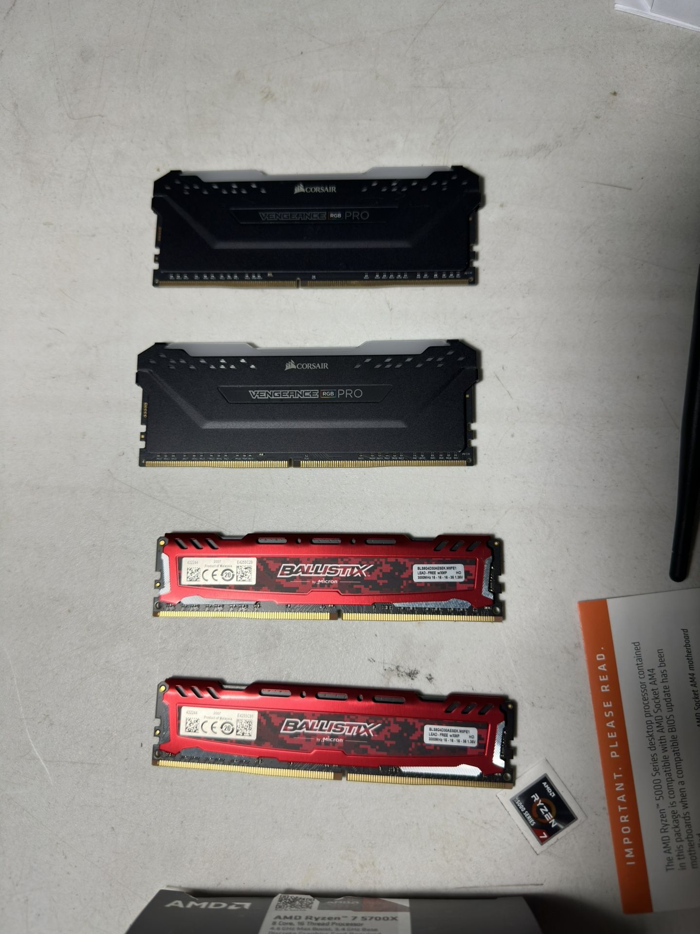 4x8 Ram ddr4 - Vengeance Pro/ballistix