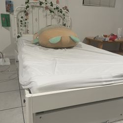 Bed Frame With Mattress 