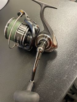 Daiwa BG-MQ 14000 spinning reel.