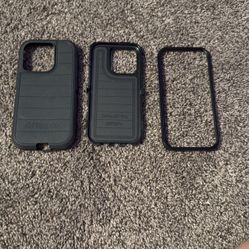 Otter box defender series iphone 15 pro case