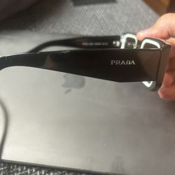 Prada PR 06YS - Luxury / Designer / Authentic