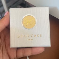 gold cake delicate earring collection