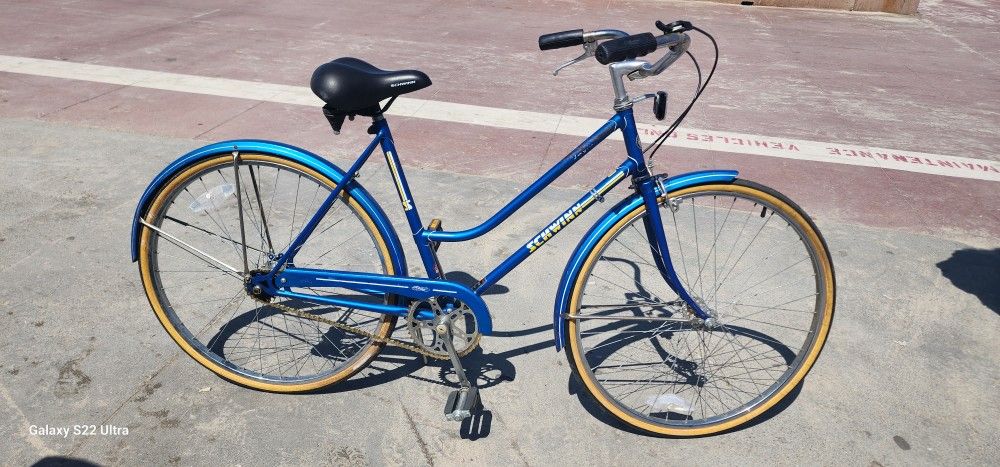 🔥🚲🔥VINTAGE SCHWINN COLLEGIATE 26" BIKE 3SPD SKY BLUE VERY NICE🔥🚲🔥