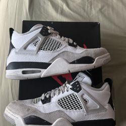 Jordan 4’s 