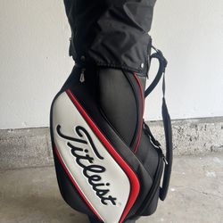 New Never Used Titleist Staff Bag