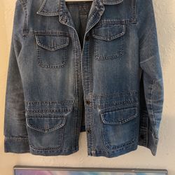 Chrekee Woman’s Blazer Large