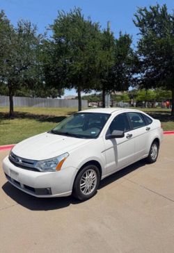 2012 white ford focus