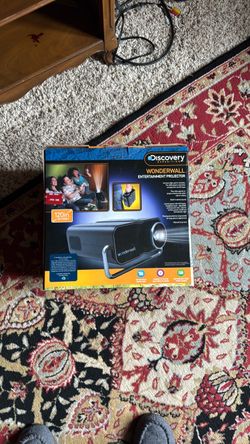 Discovery Wonderwall Entertainment Projector