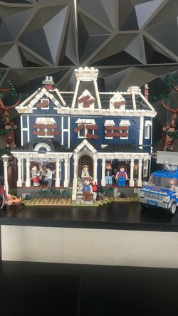Lego set Stranger Things