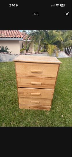 Solid wood 4 drawer dresser