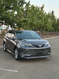 2023 Toyota Sienna