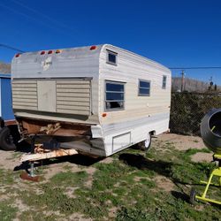 1972 Terry Trailer. (15 Foot Long)