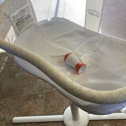 Halo Bedside Bassinet