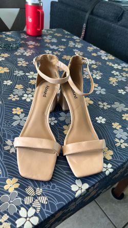Women's Low Heel Ankle Strap, size 10.0