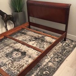 Drexel Wood Bed
