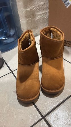 Size 10 women’s boots
