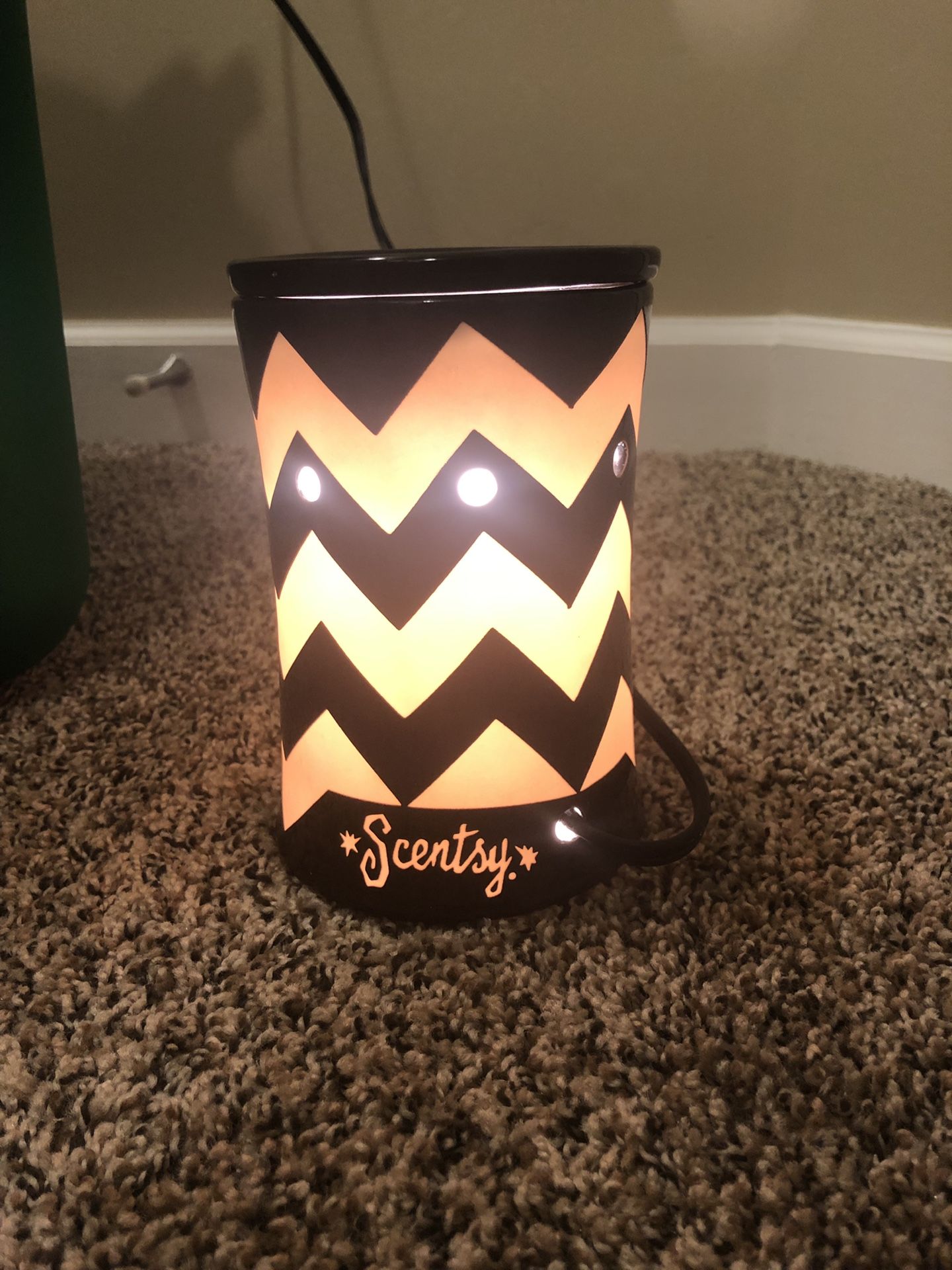 Chevron Scentsy Warmer