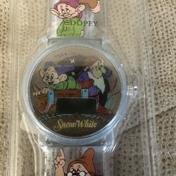 Vintage Disney Snow White digital hologram watch from 90s sealed in case needs battery
