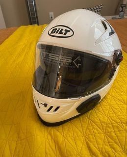 “New” Bilt Motorcycle helmet W/sena Small