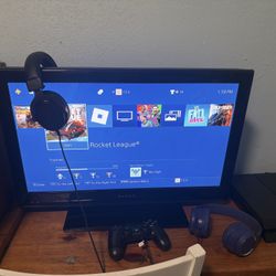 ‏ps4 With Controller And Headphones