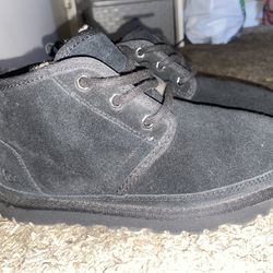Black UGG Neumal 5Y