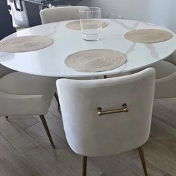 Marble Top Dining Table (30 Inch Diameter)