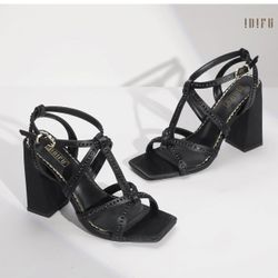 Women’s Shoes Size 8.5