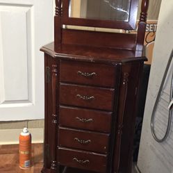 Vintage jewelry dresser