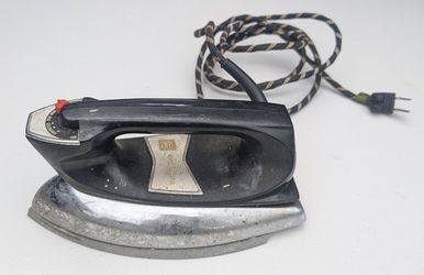 Vintage Westinghouse Electric Iron