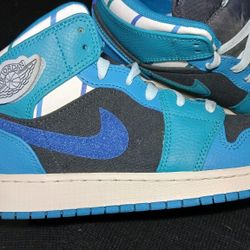 Air Jordan 1 Mid GS "'Inspired By The Greatest"