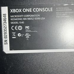 Model 1540 Xbox One With Games