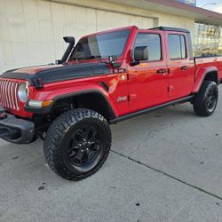 2020 Jeep Gladiador 