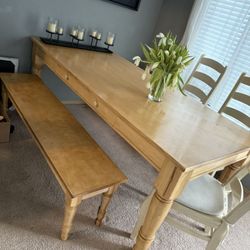 Pottery Barn Table And Chairs 