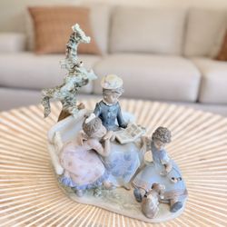 Vintage Lladró Porcelain Figurine Children Reading Hand Painted Spain Large