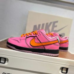 Nike SB Dunk Low The Powerpuff Girls Blossom 57