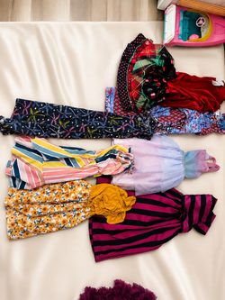 Multiples Girl Dress/Outfit Lot Mixed Sizes Multicolor Patterns