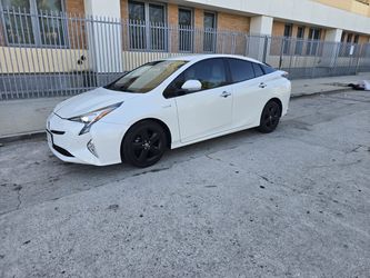 2018 Toyota Prius three