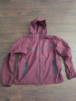 Nike Tech Woven Jacket Full Zip Burgundy