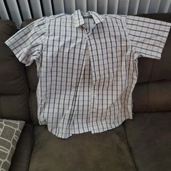 Men's Short Sleeve Button Down Shirt