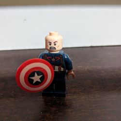 Lego Captain America With Shield 