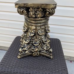 Very Pretty Ornate Pedestal