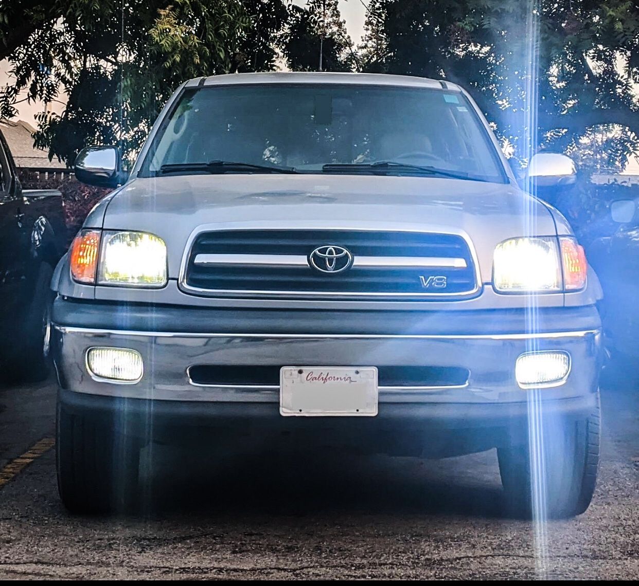 H3 LED Fogs Bulbs 6000K Xenon White, Extremely Bright 3030 Chips H3 LED Bulbs with Projector for Car Fog Lights, Daytime Running Lights DRL