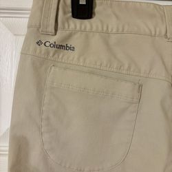 Columbia Women’s Beige Khaki Casual Pants Omni-Shield