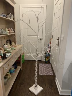 6’ Light Up Birch Tree
