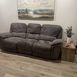 Sofá And Love Seat Recliners Profesional Cleaned Ready For New Home 