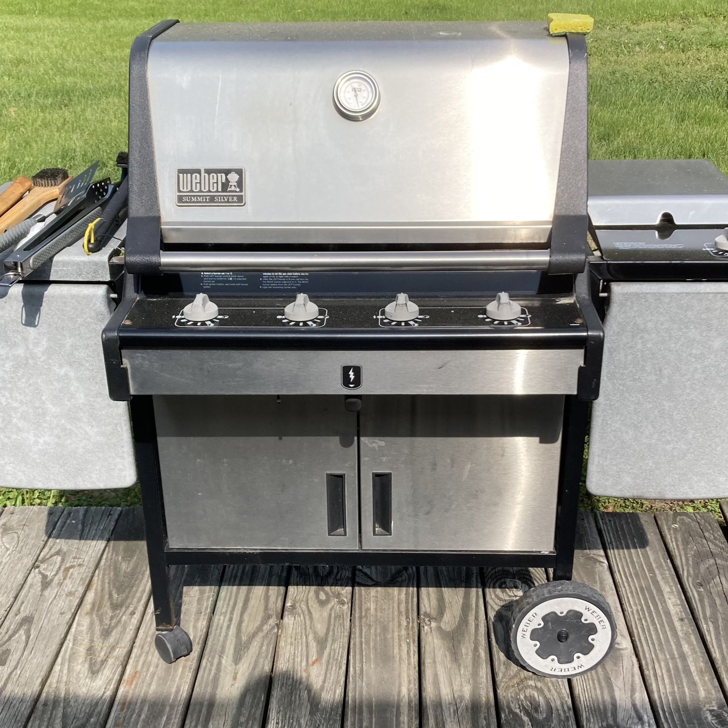 Weber summit clearance gold