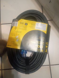 100 feet heavy duty rubber cord