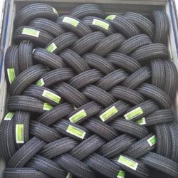 ST 205/75/15 Llantas 8 Ply 