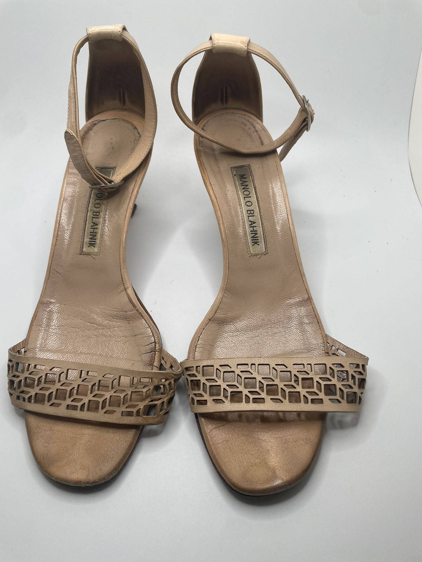 Manolo Blahnik 
