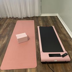 Women’s Treadmill & Yoga Set